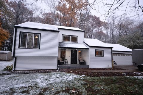 70631 Sunrise Drive Ontwa Township MI 49112