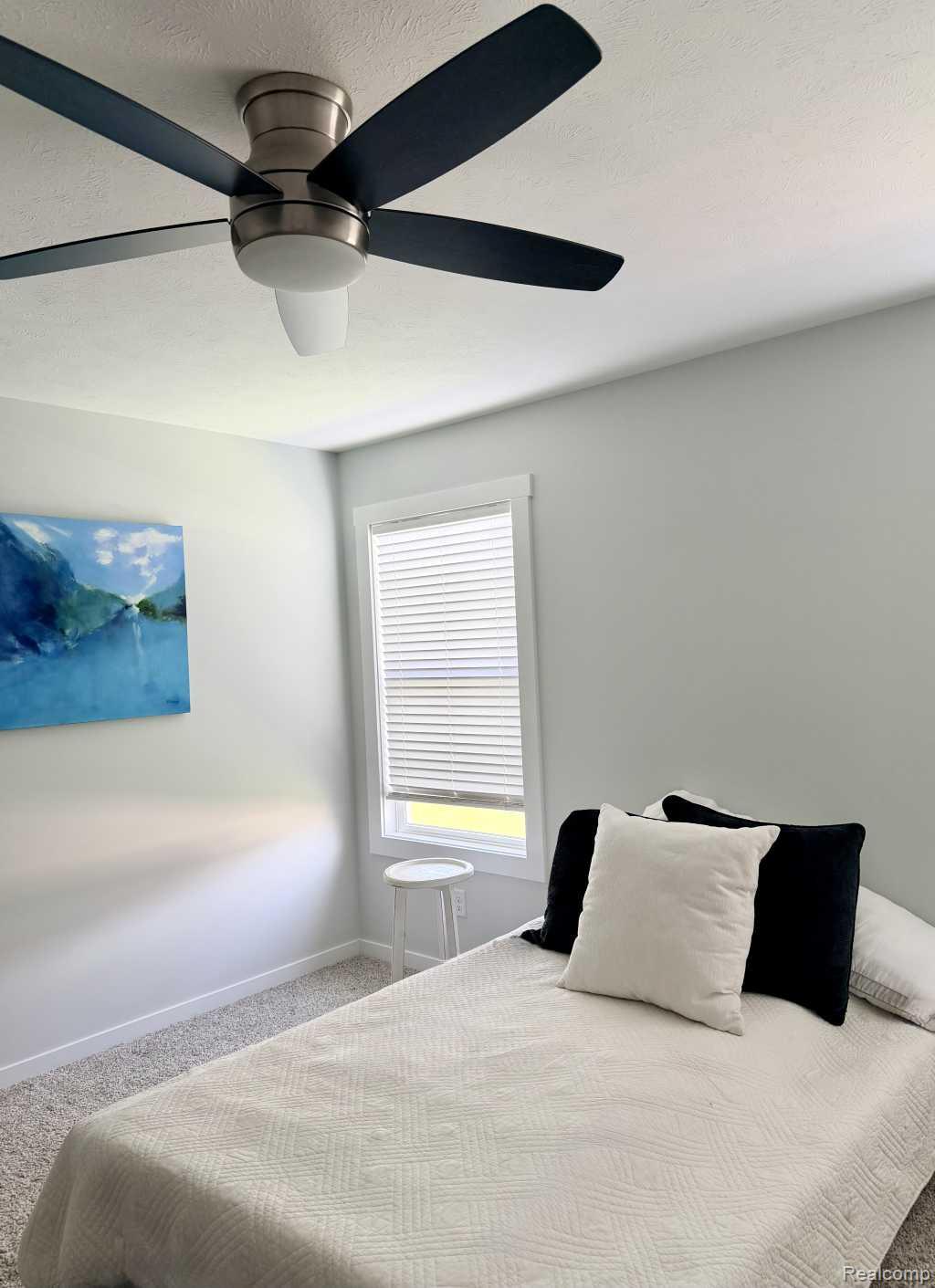 2905 Tributary Drive NE