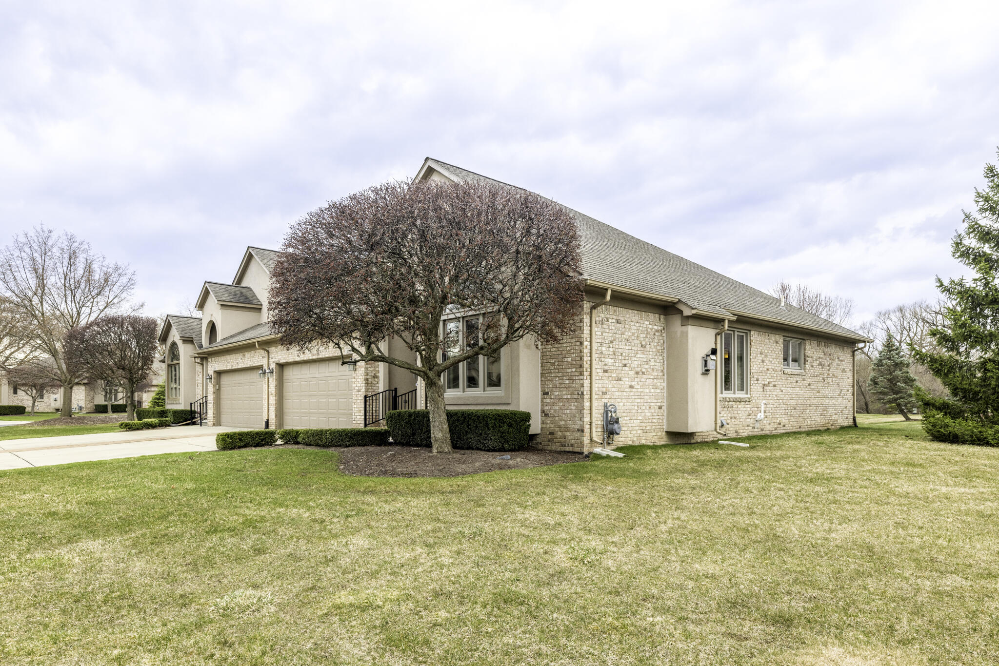 52817 Hunters Pte Court