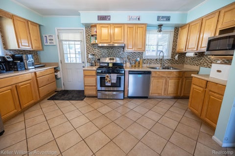 Tiny photo for 28417 Cambridge Street, Garden City, MI 48135 (MLS # 20261084685)