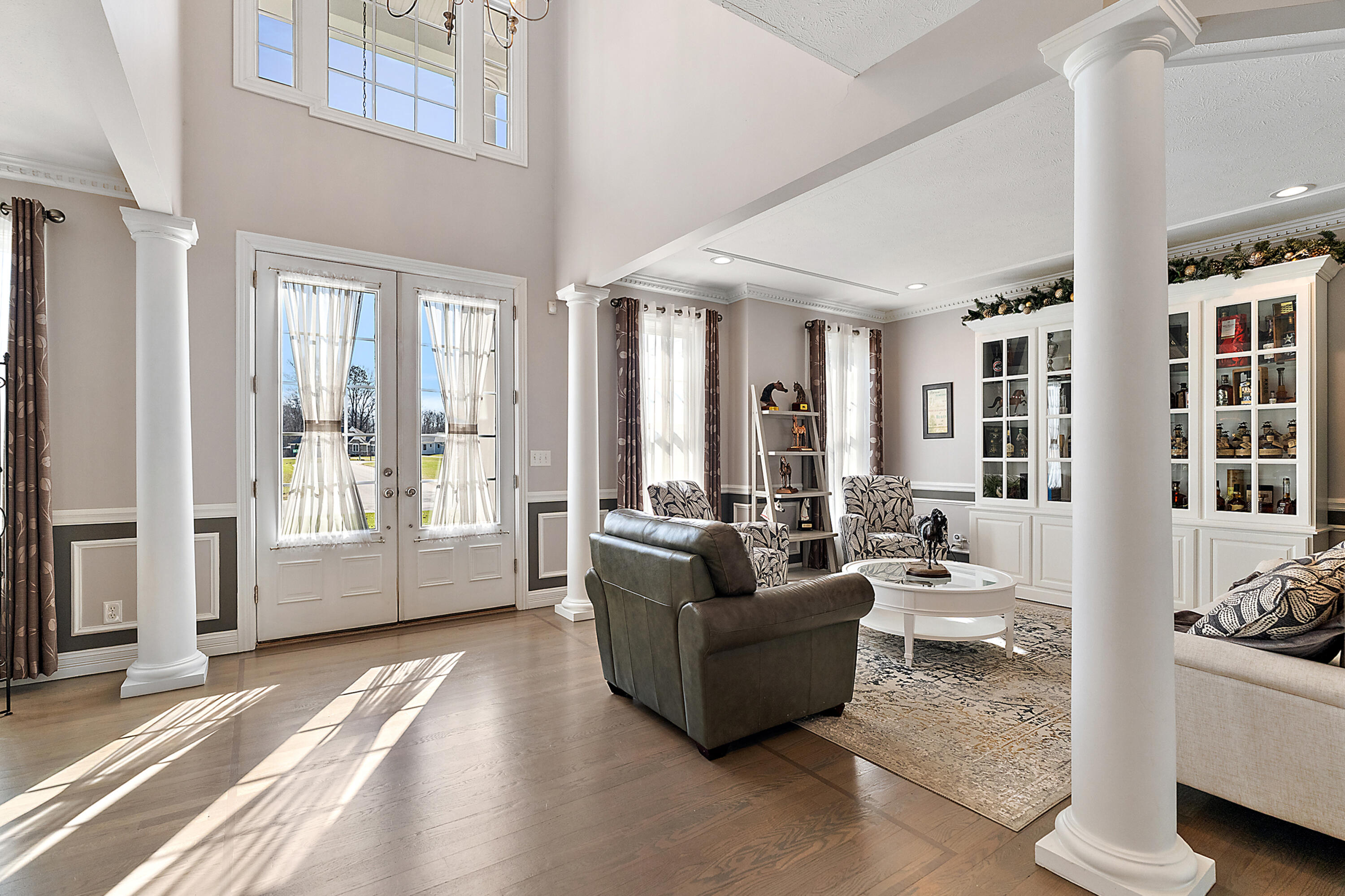 5052 S Dickinson Court