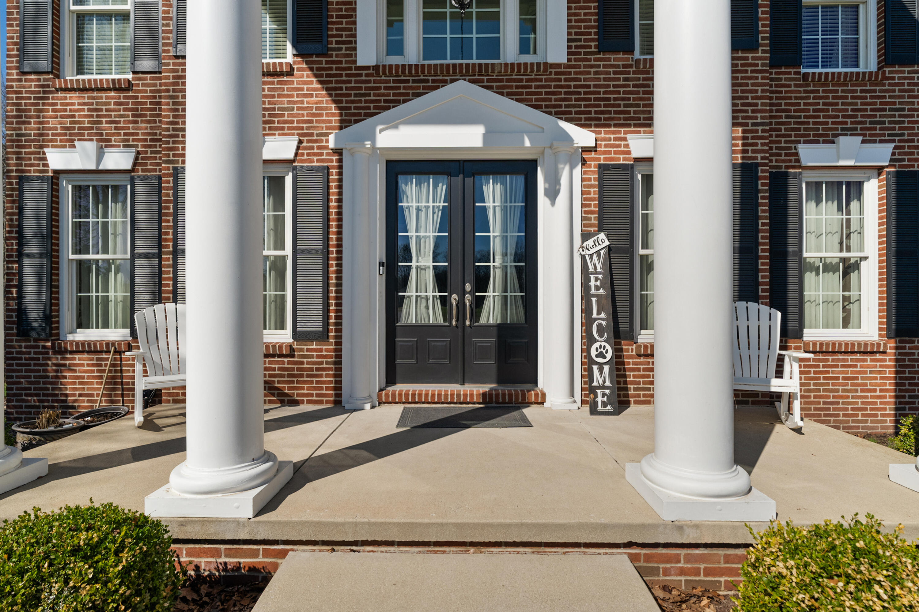 5052 S Dickinson Court