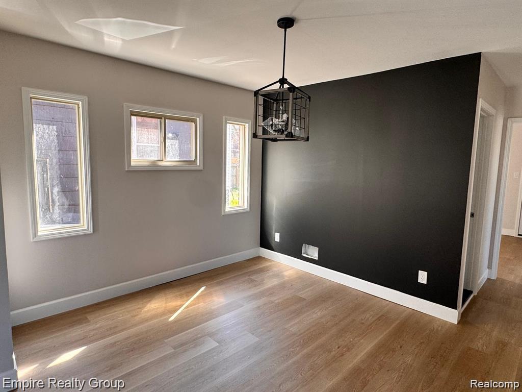 16931 Prairie Street 1