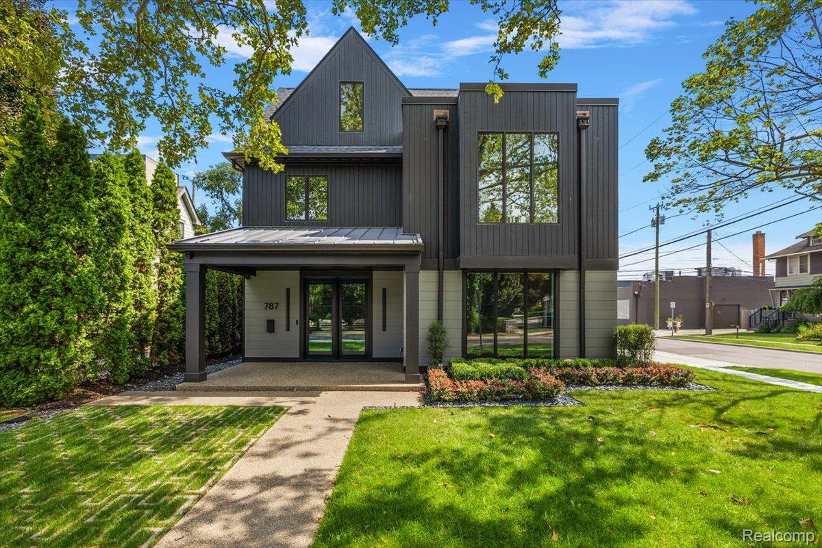 787 Ann Street