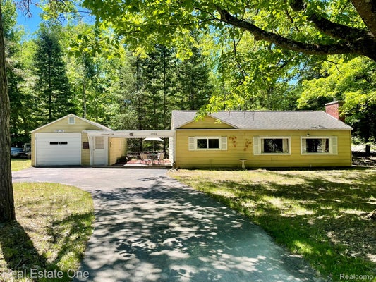 2596 E FOX RD, LINCOLN, MI 48742 - Image 0444b3ad5fc074fa87ef93487e4ee270/758407533