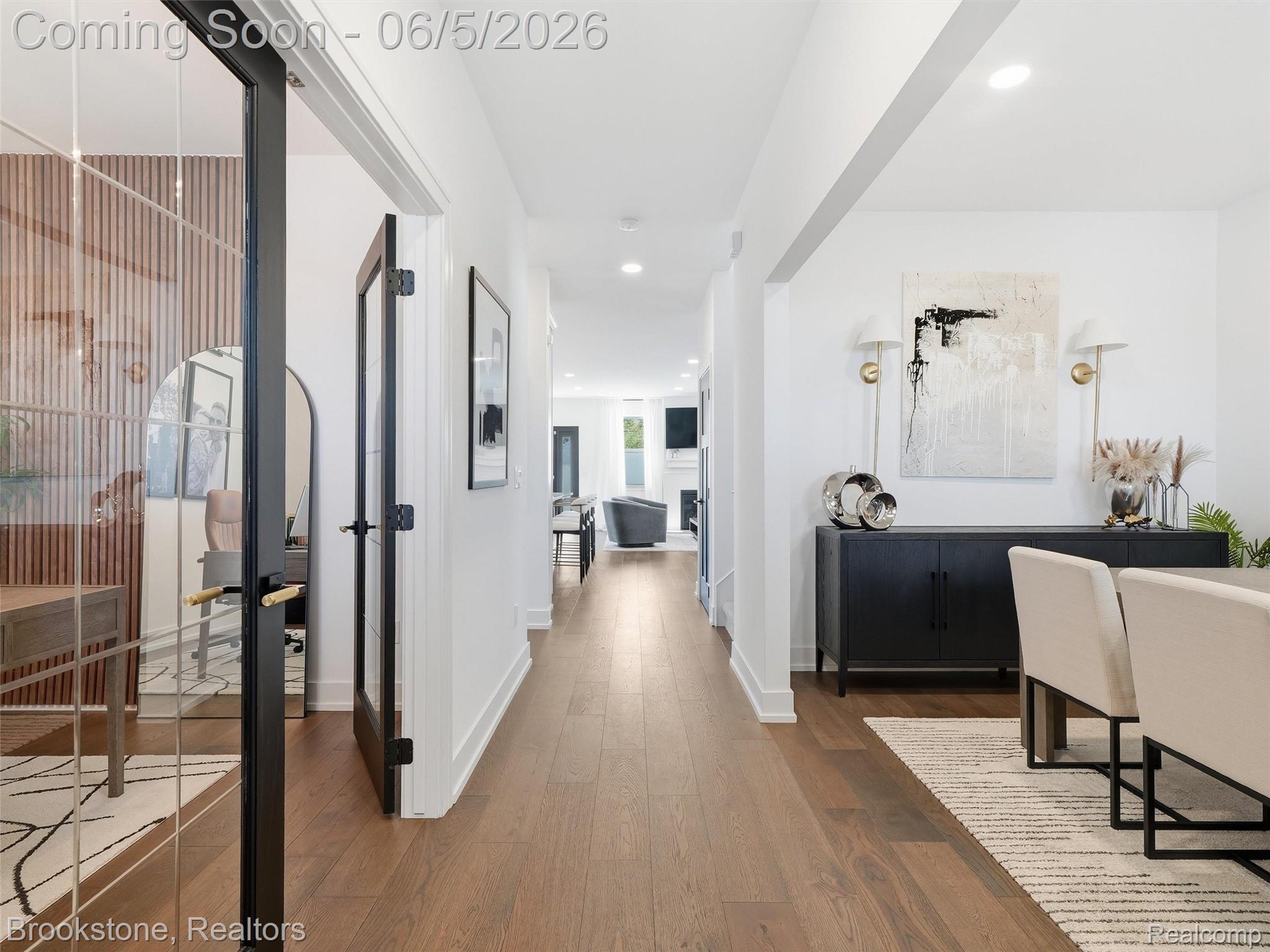 1112 Bennaville Avenue