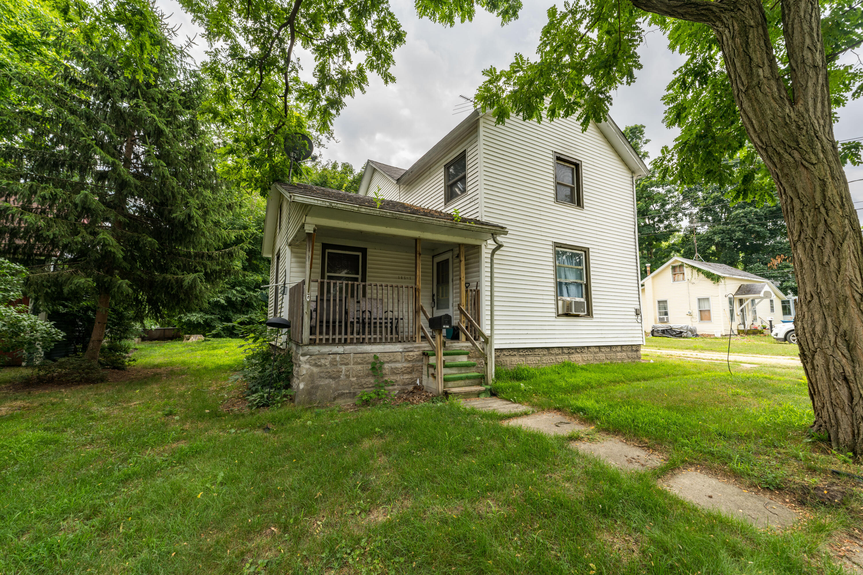 105 Pine Street
