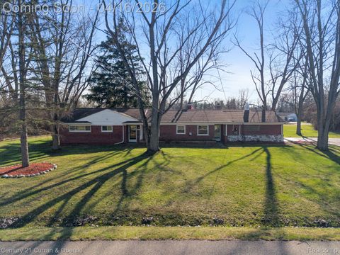Photo of 25335 Waycross, Southfield City, MI 48033 (MLS # 20261024381)