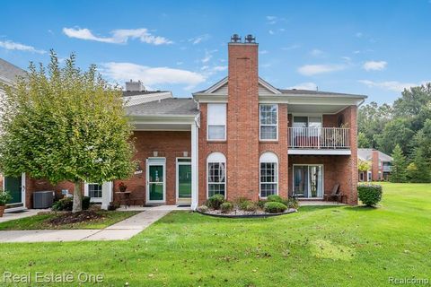 Photo of 16726 Gemstone Drive, Macomb Township, MI 48042 (MLS # 20251039587) Photo of 16726 Gemstone Drive, Macomb Township, MI 48042 (MLS # 20251039587)