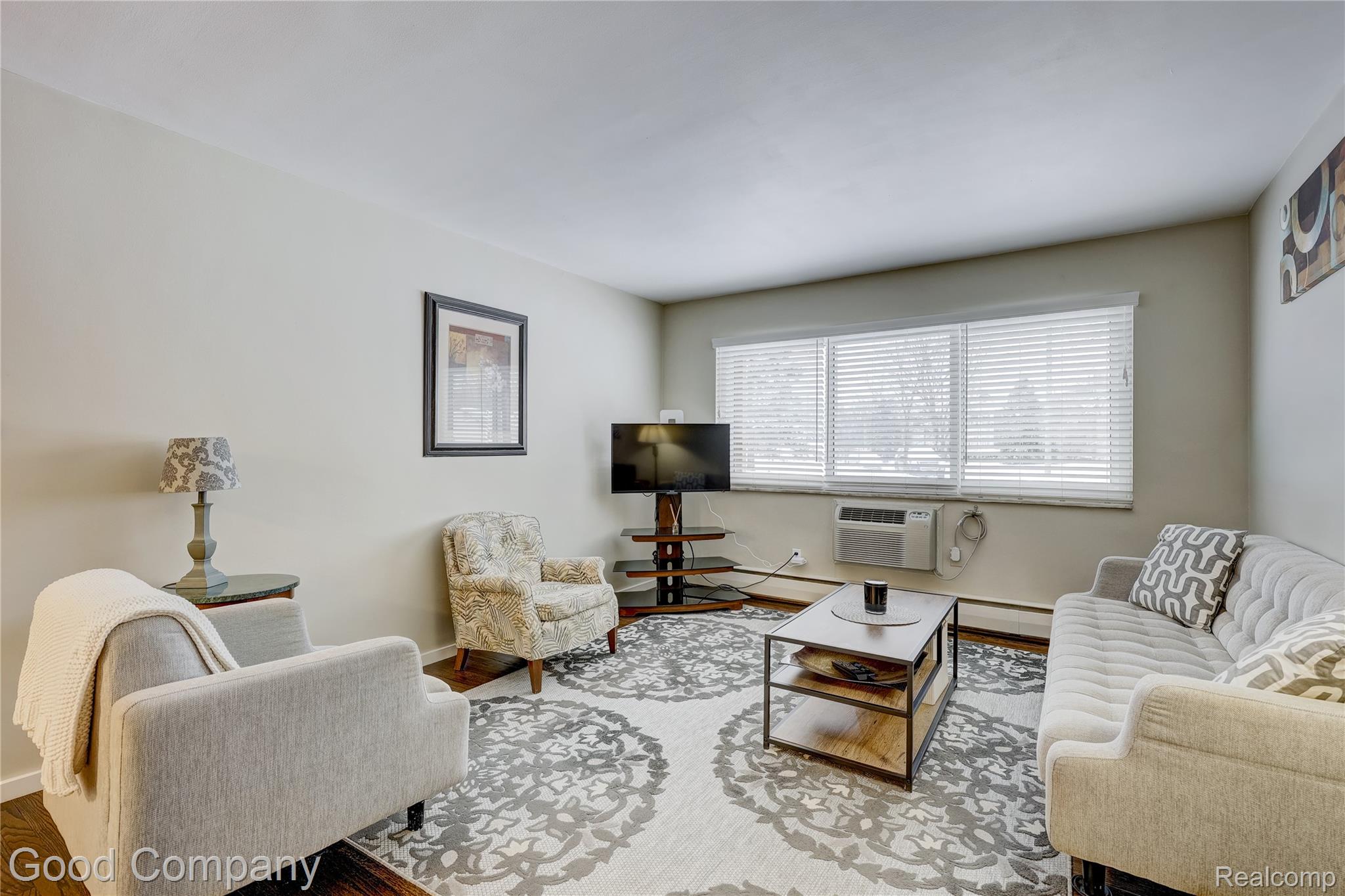 3126 Linwood Avenue 8A