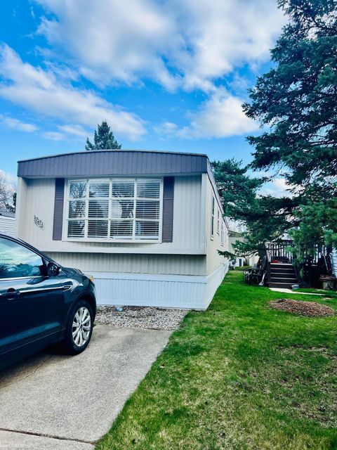 199 Marais Drive Rochester Hills City Oakland MI 48307