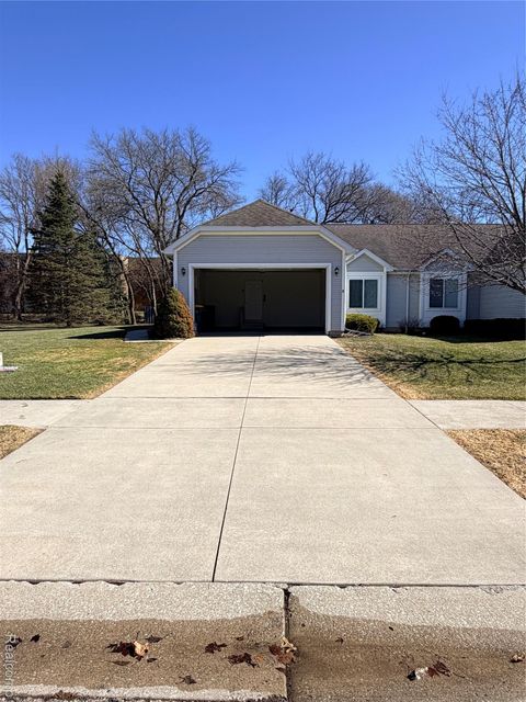 100 Aberdeen Drive 36 Flushing City MI 48433