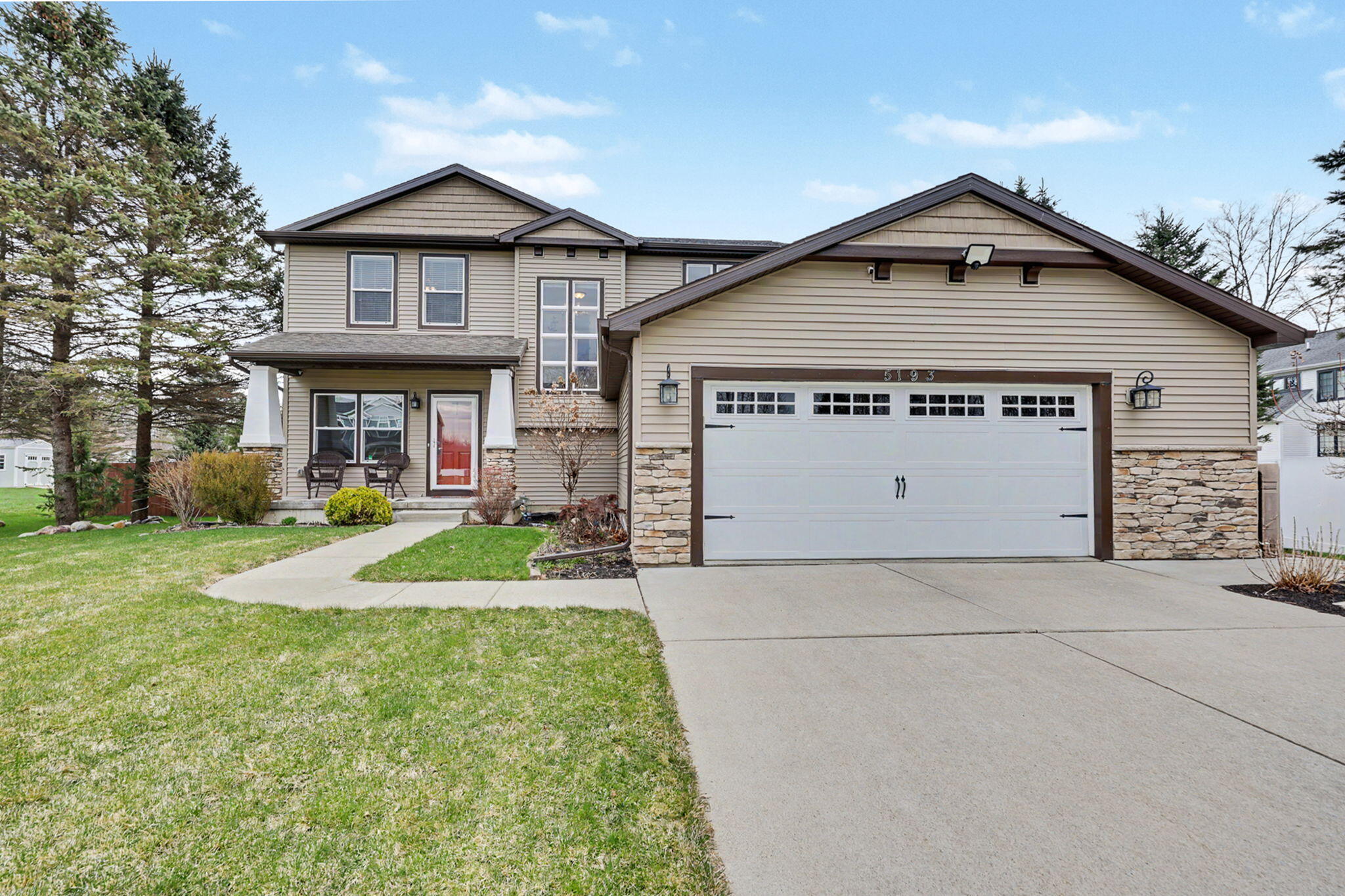 5193 Grand River Circle