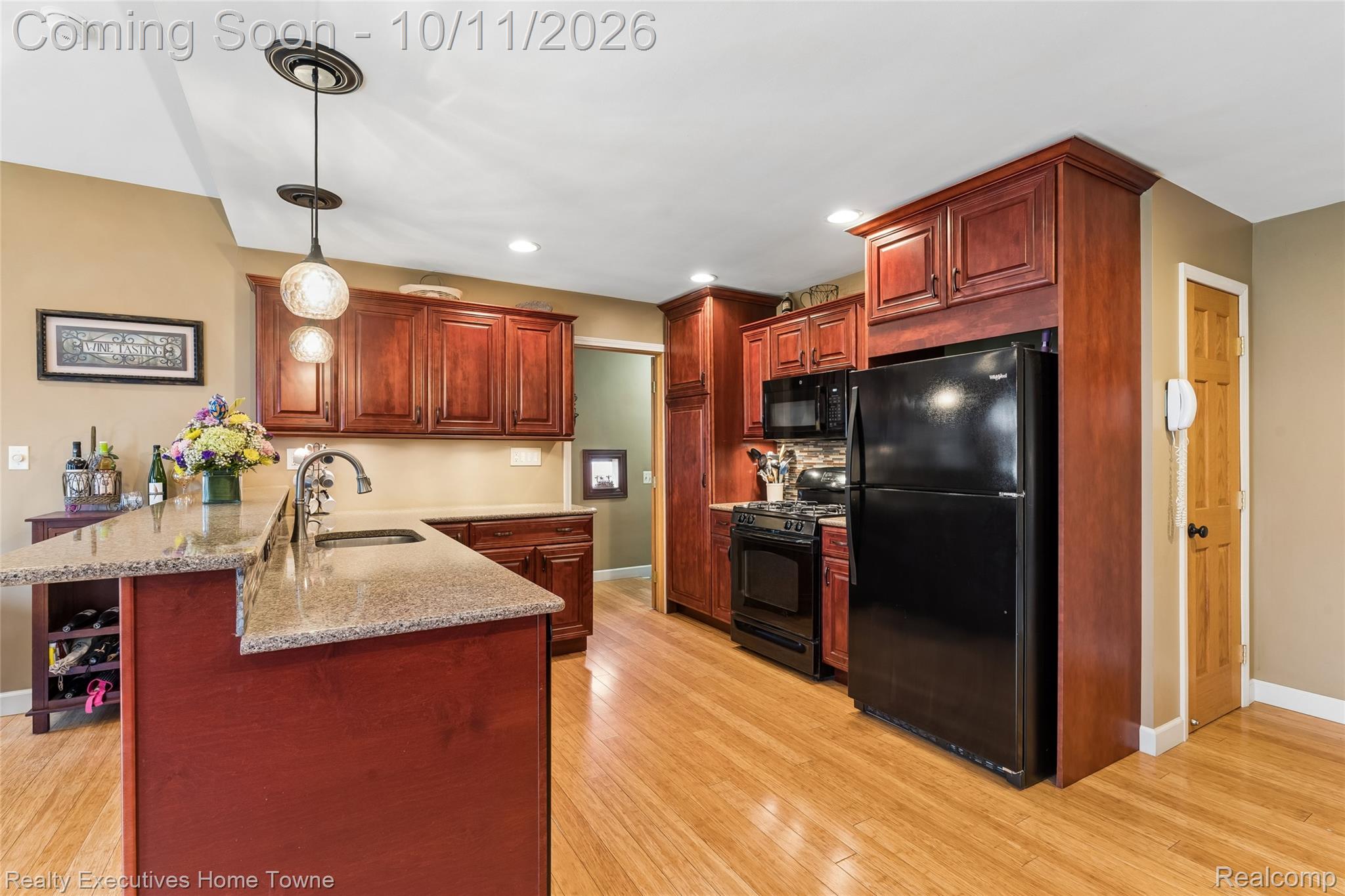 11460 Applewood Drive