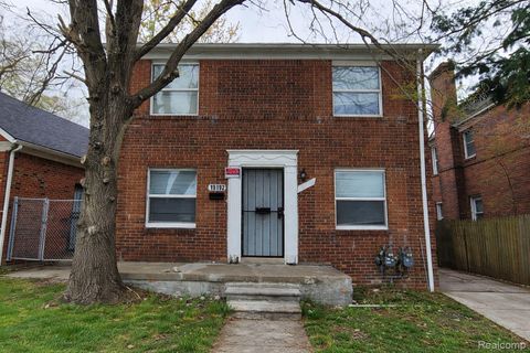 19190 Hoover Street Detroit City MI 48205