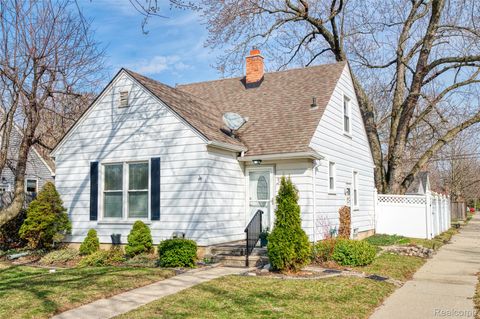 3714 Robina Avenue Berkley City MI 48072