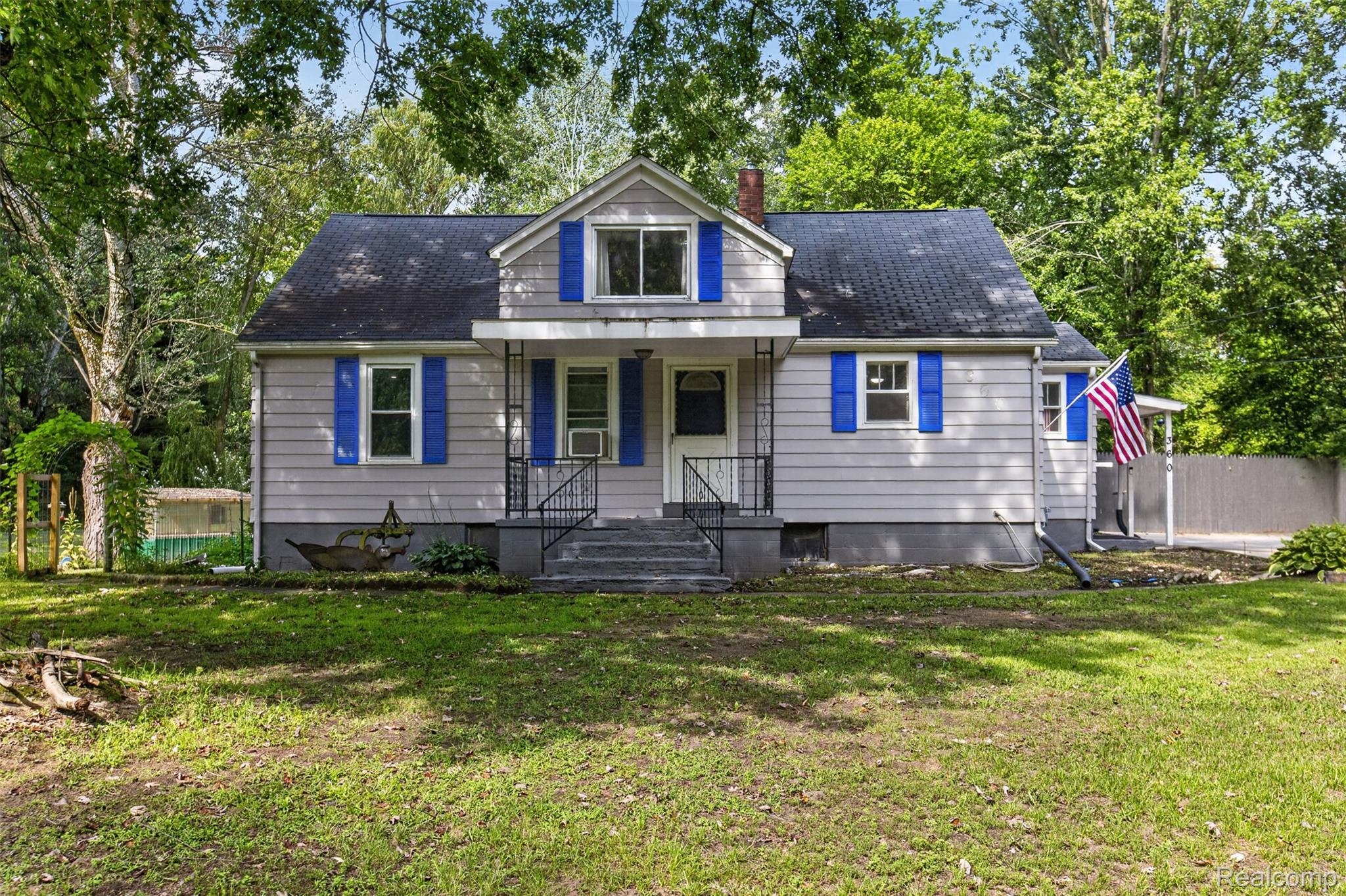 360 Plum Creek Road