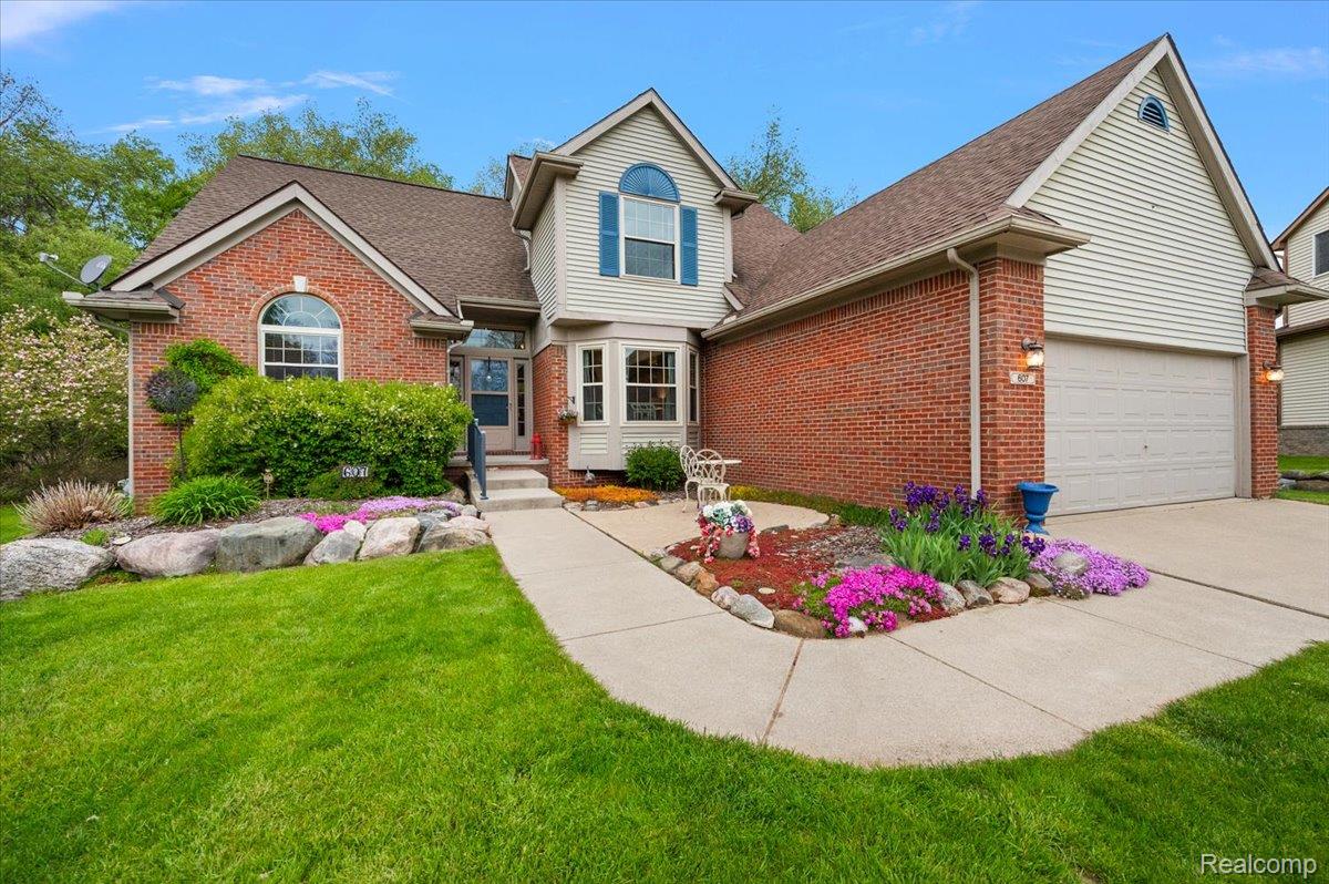 607 Salus Drive