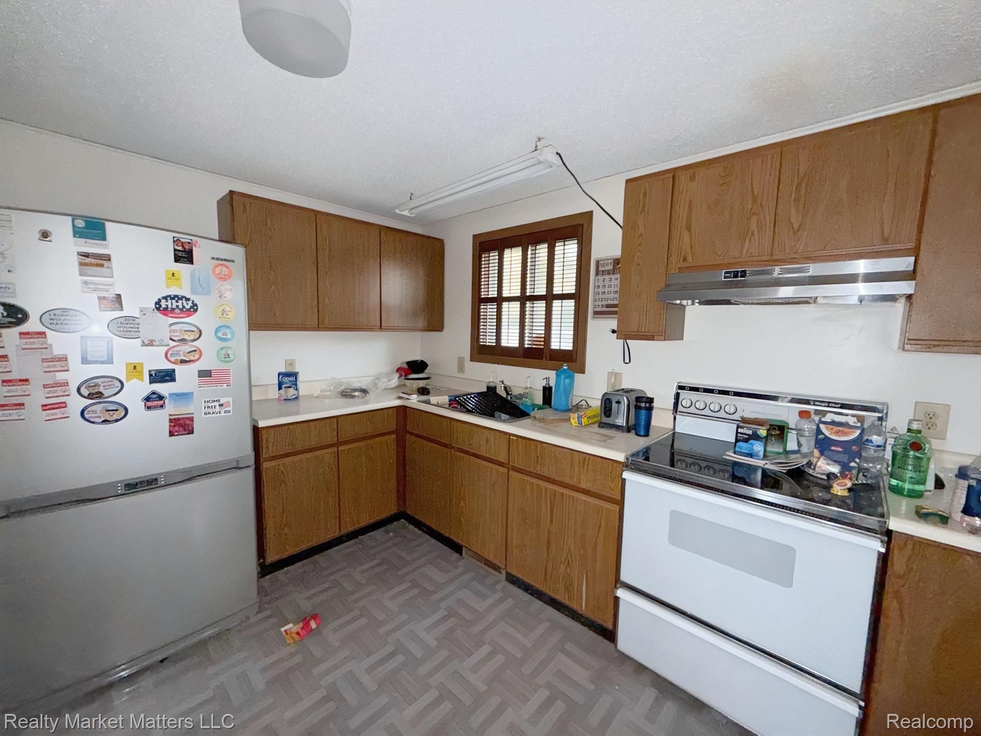 1530 Riley Center Road