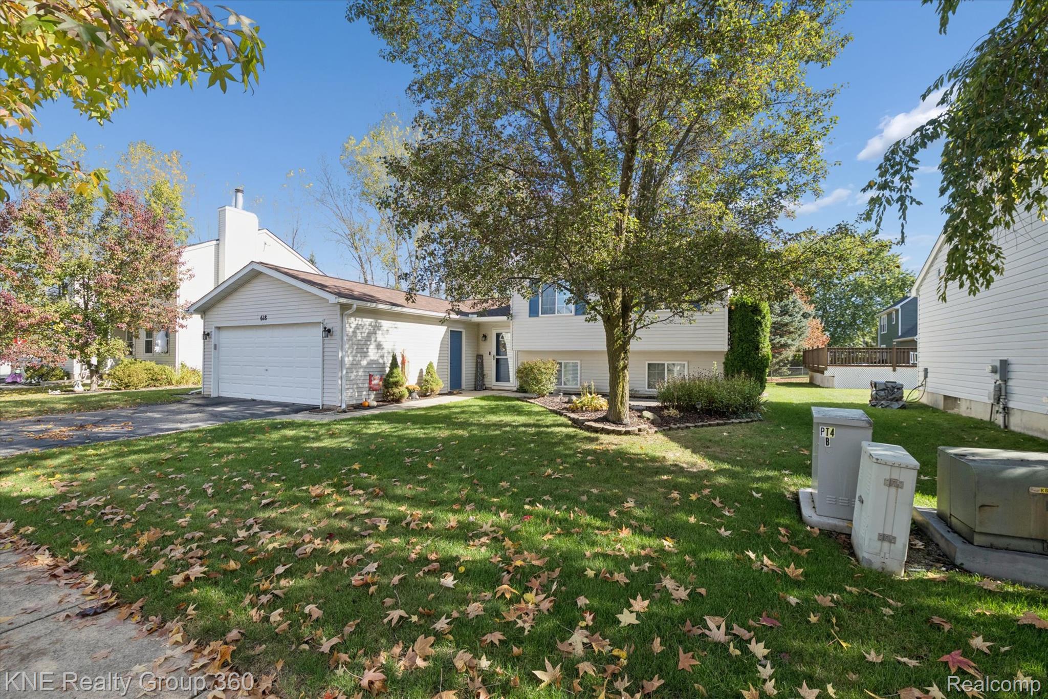618 Bluebird Lane