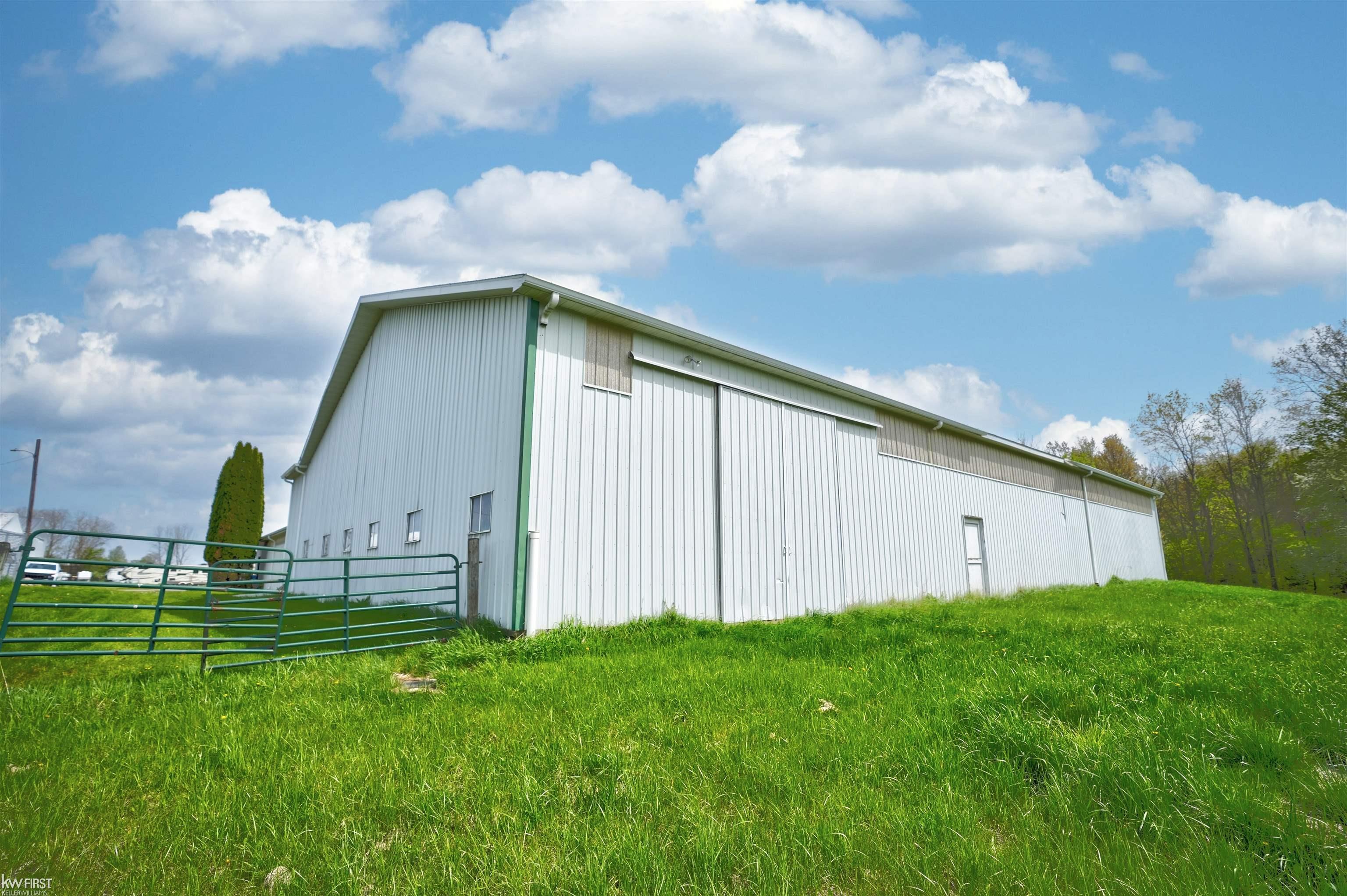 5465 Lennon Road
