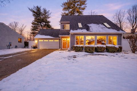 837 Tierra Street SE Kentwood City MI 49508