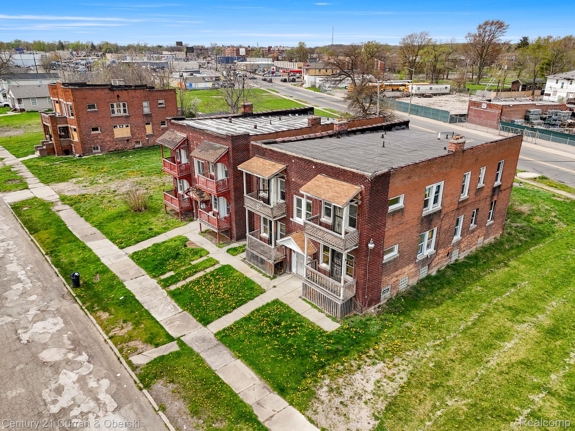 135 STEVENS Street