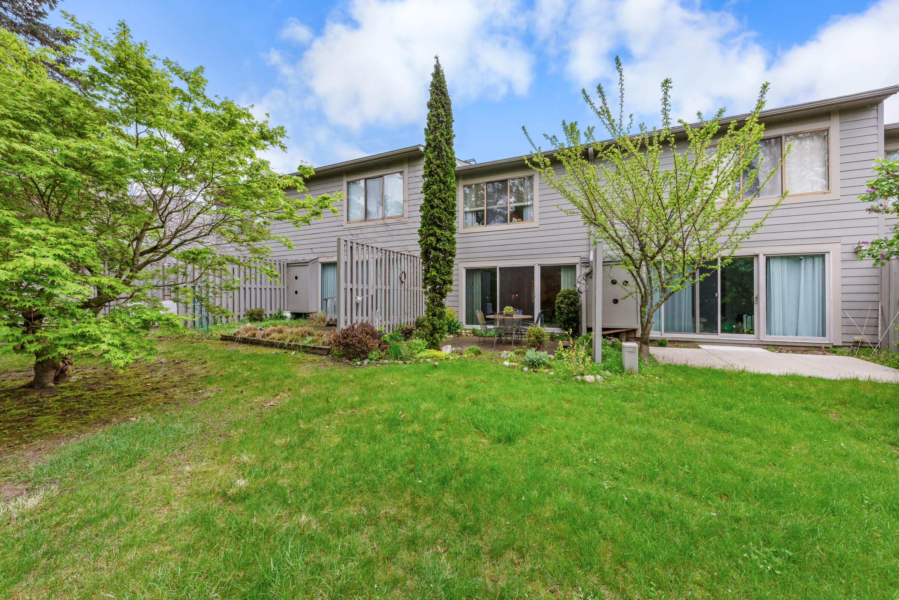 618 Watersedge Drive