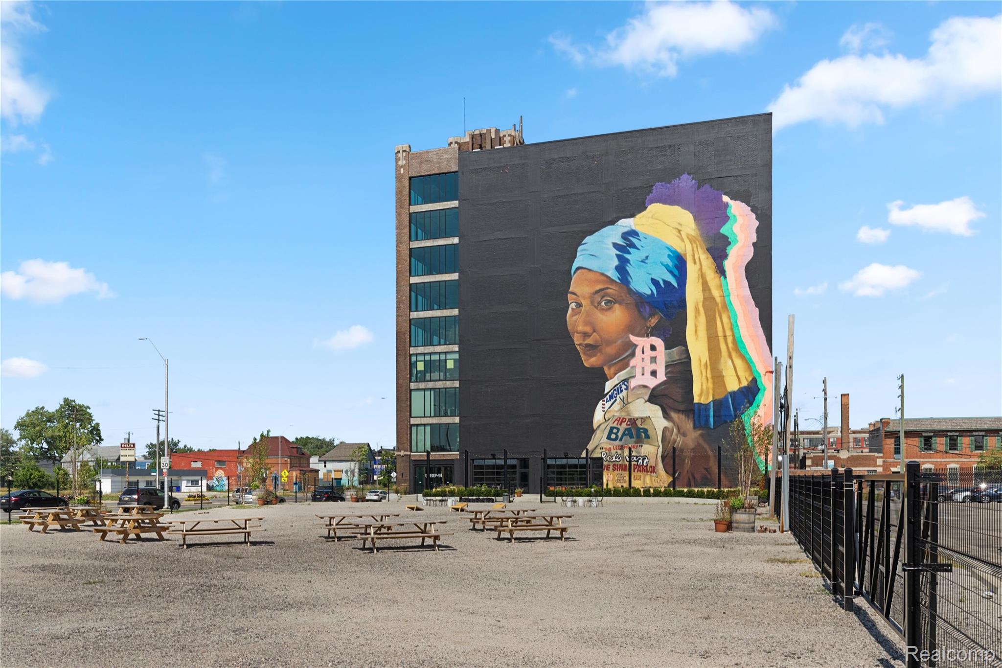 Detroit City, Michigan 48202, United States, 3 Bedrooms Bedrooms, ,1 BathroomBathrooms,Residential,Active,219743