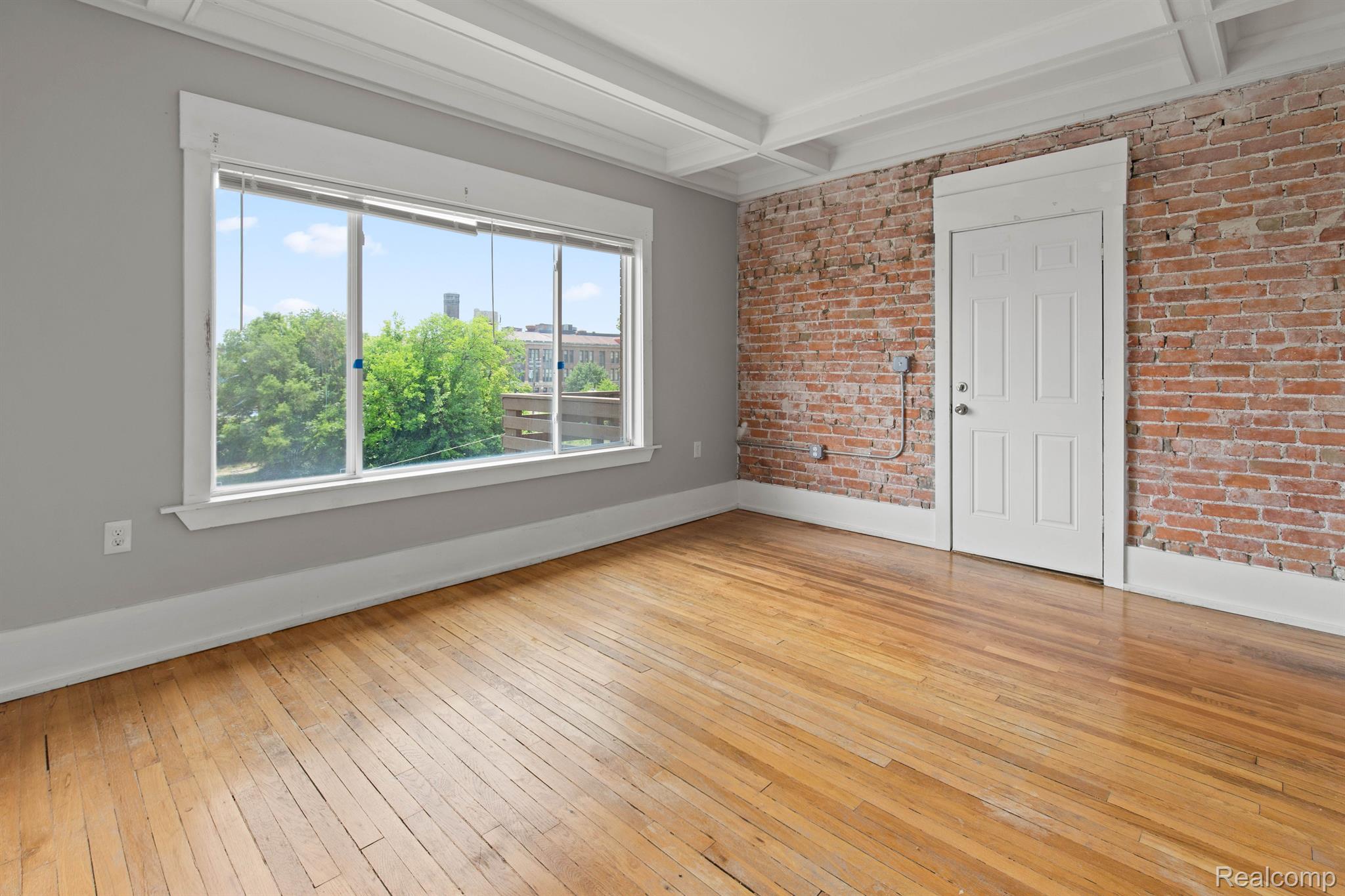 Detroit City, Michigan 48202, United States, 3 Bedrooms Bedrooms, ,1 BathroomBathrooms,Residential,Active,219743