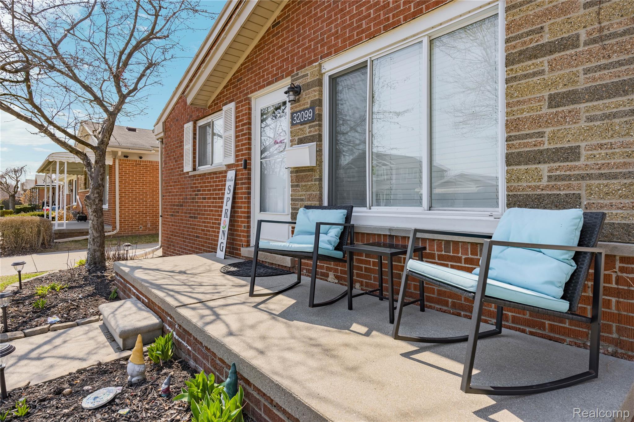 32099 Saint Margaret Street