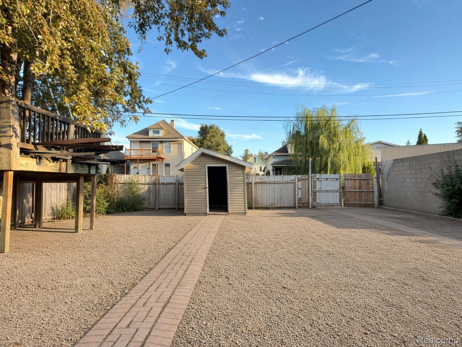6545 W Edsel Ford Freeway