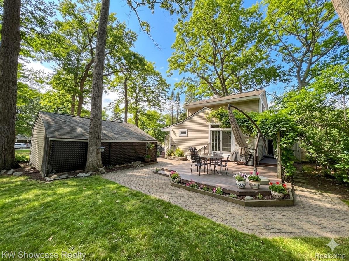 580 Elkinford Drive