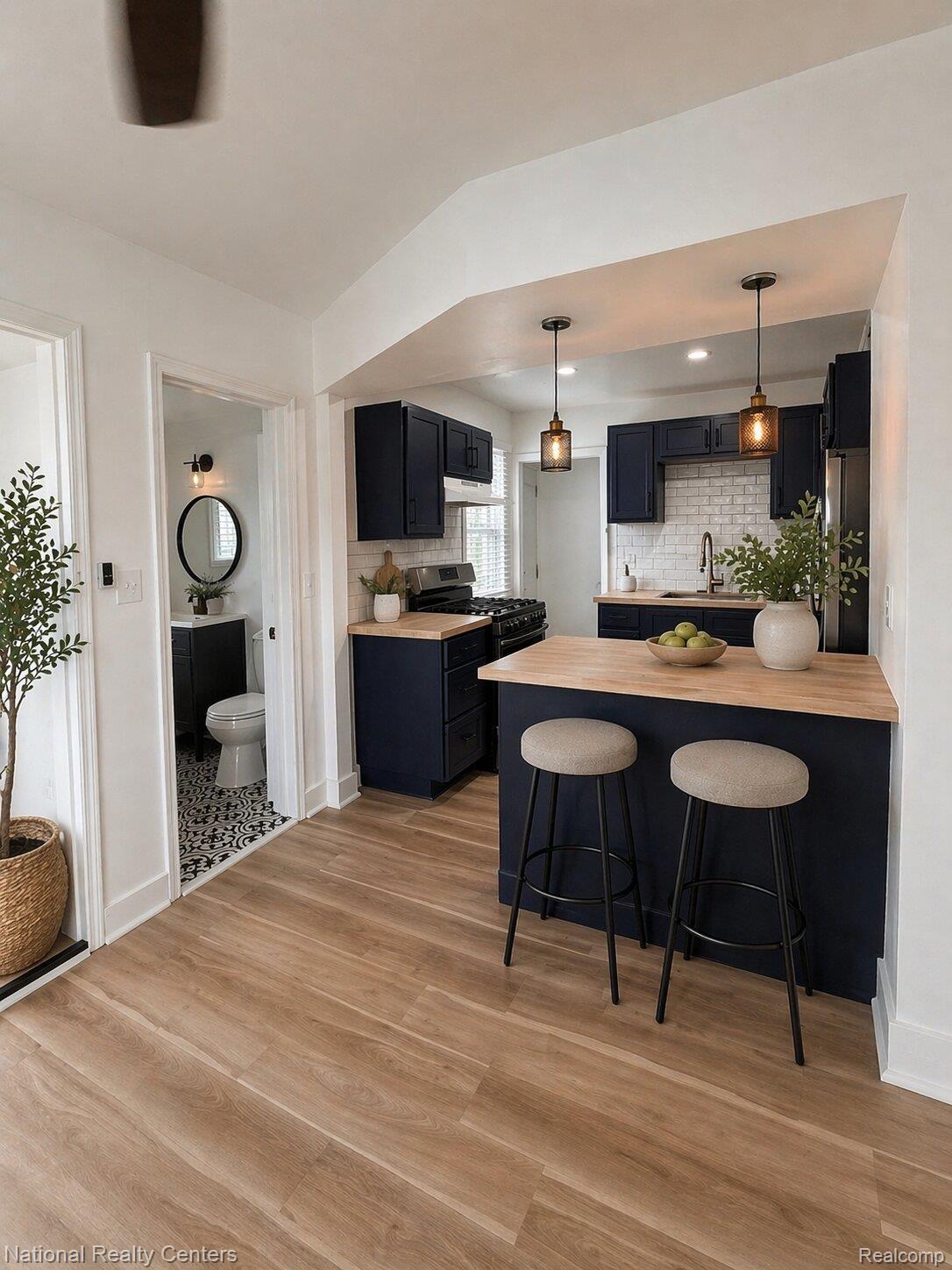 20510 Broadacres Street