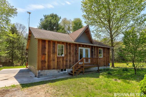 Photo of 6550 102nd Avenue, Casco Township, MI 49090 (MLS # 71026020916)