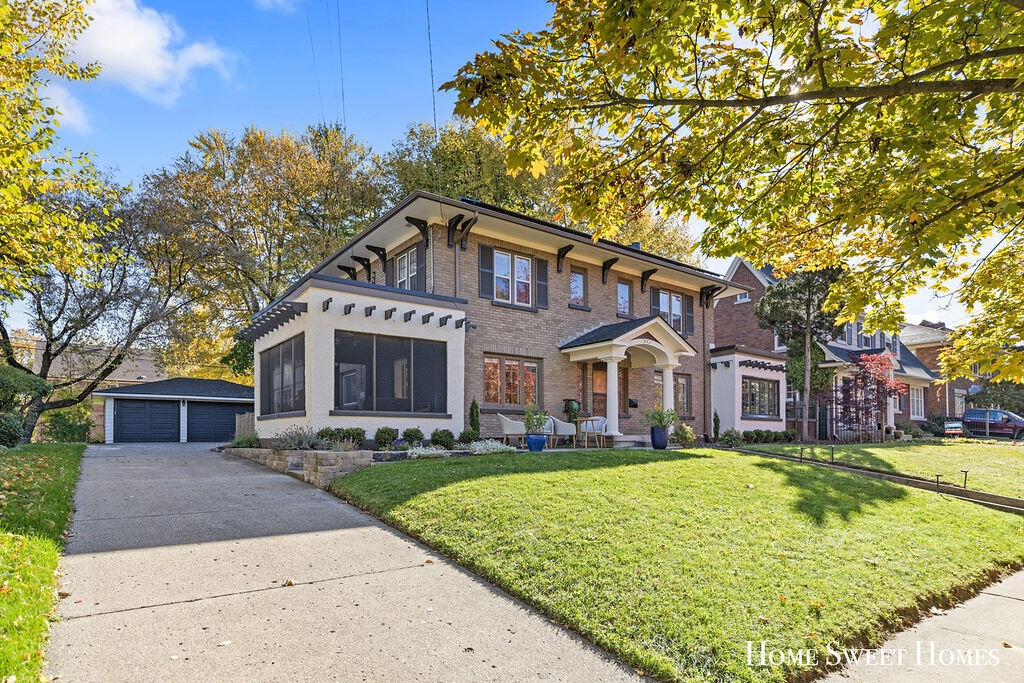 842 Giddings Avenue SE