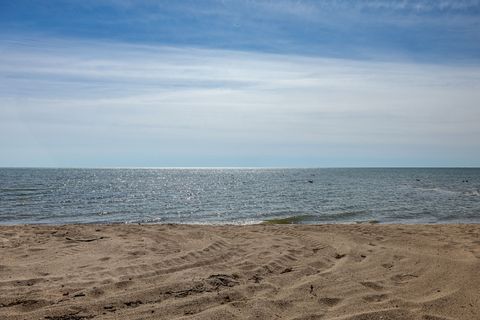 listing image 49