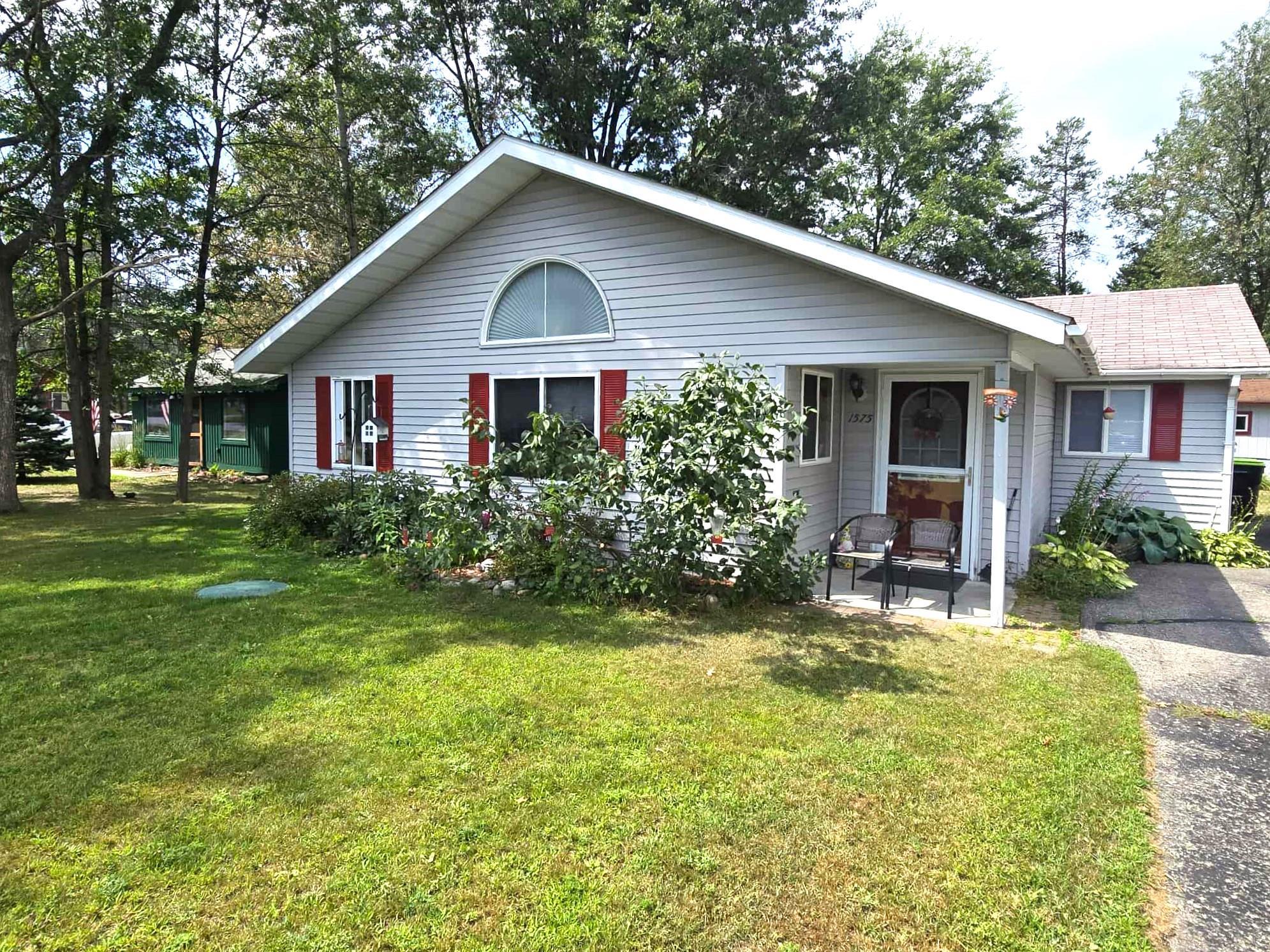 1575 Dartmouth Road