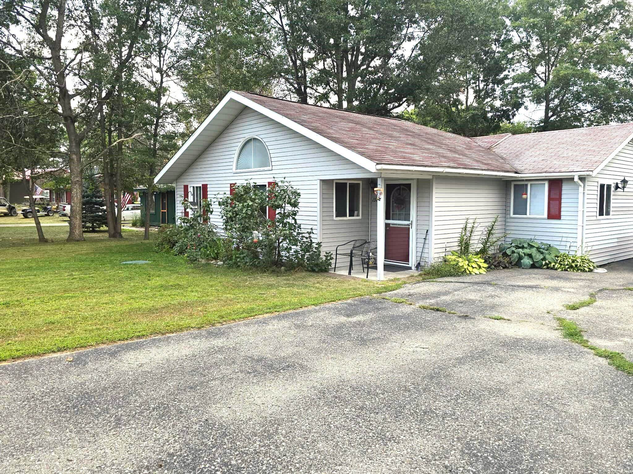 1575 Dartmouth Road