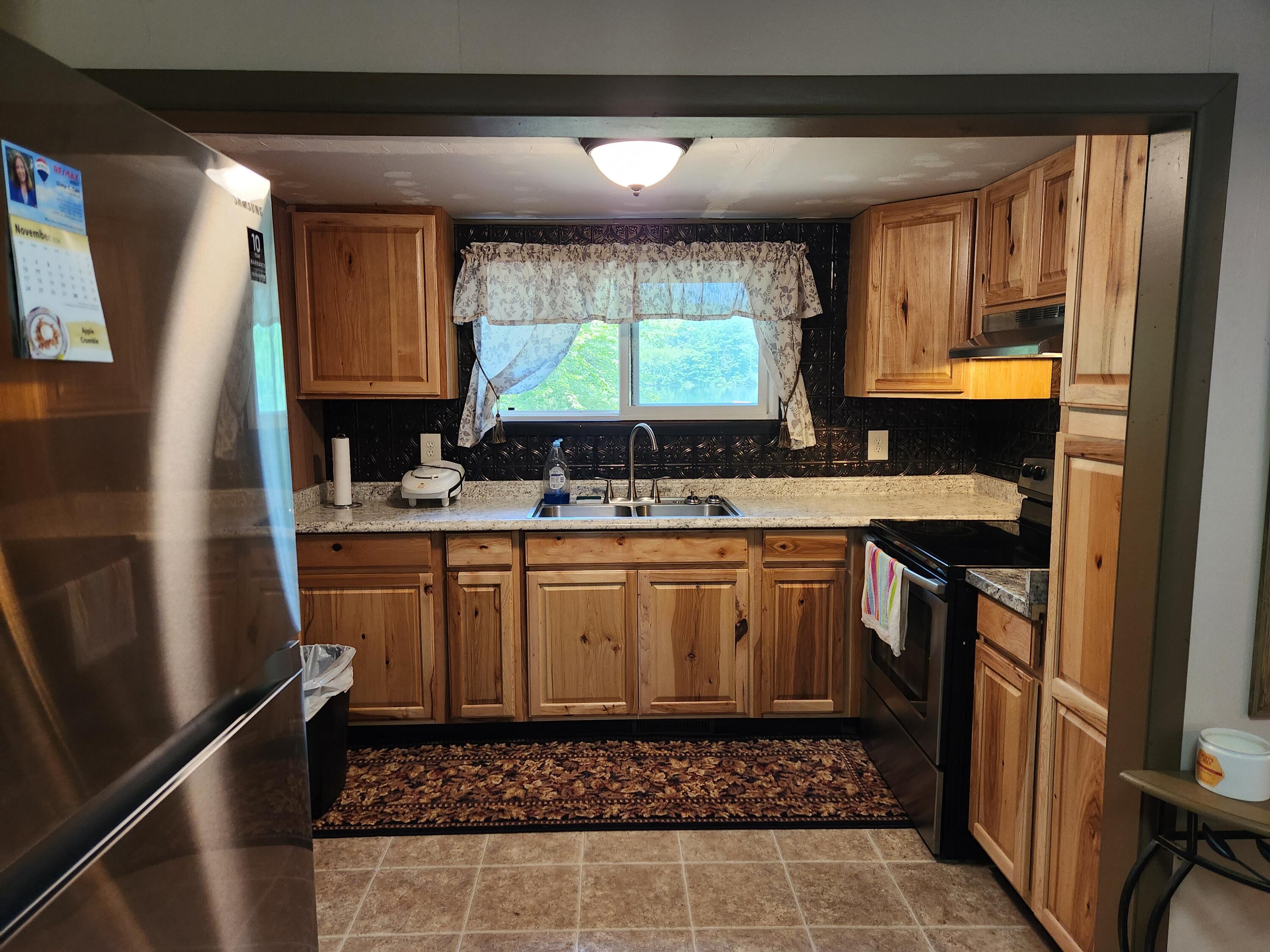 6346 E Peavey Street