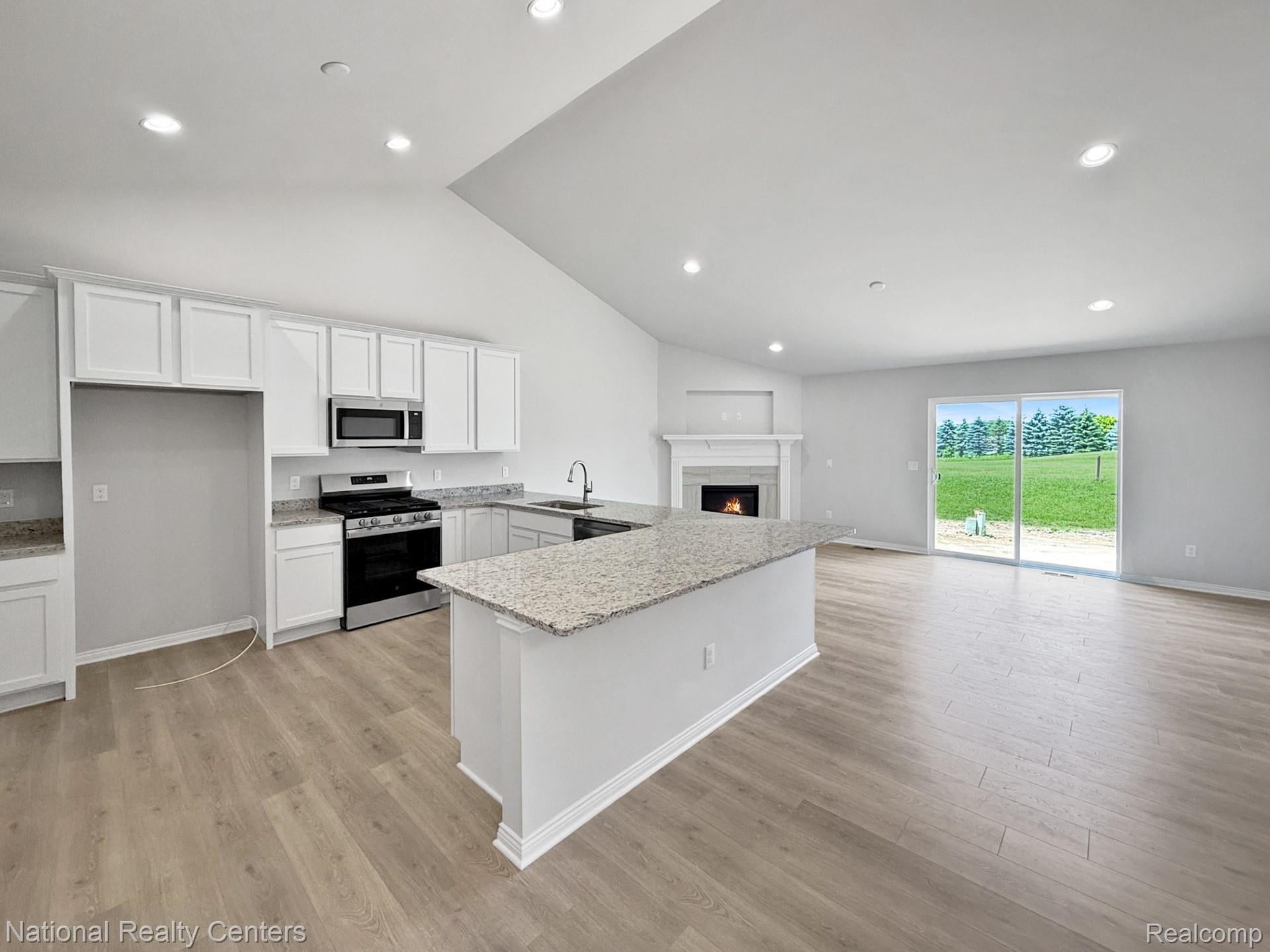 317 (Immediate occupancy) Devonshire Drive 9