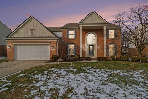1901 Midchester Drive West Bloomfield Charter Township MI 48324