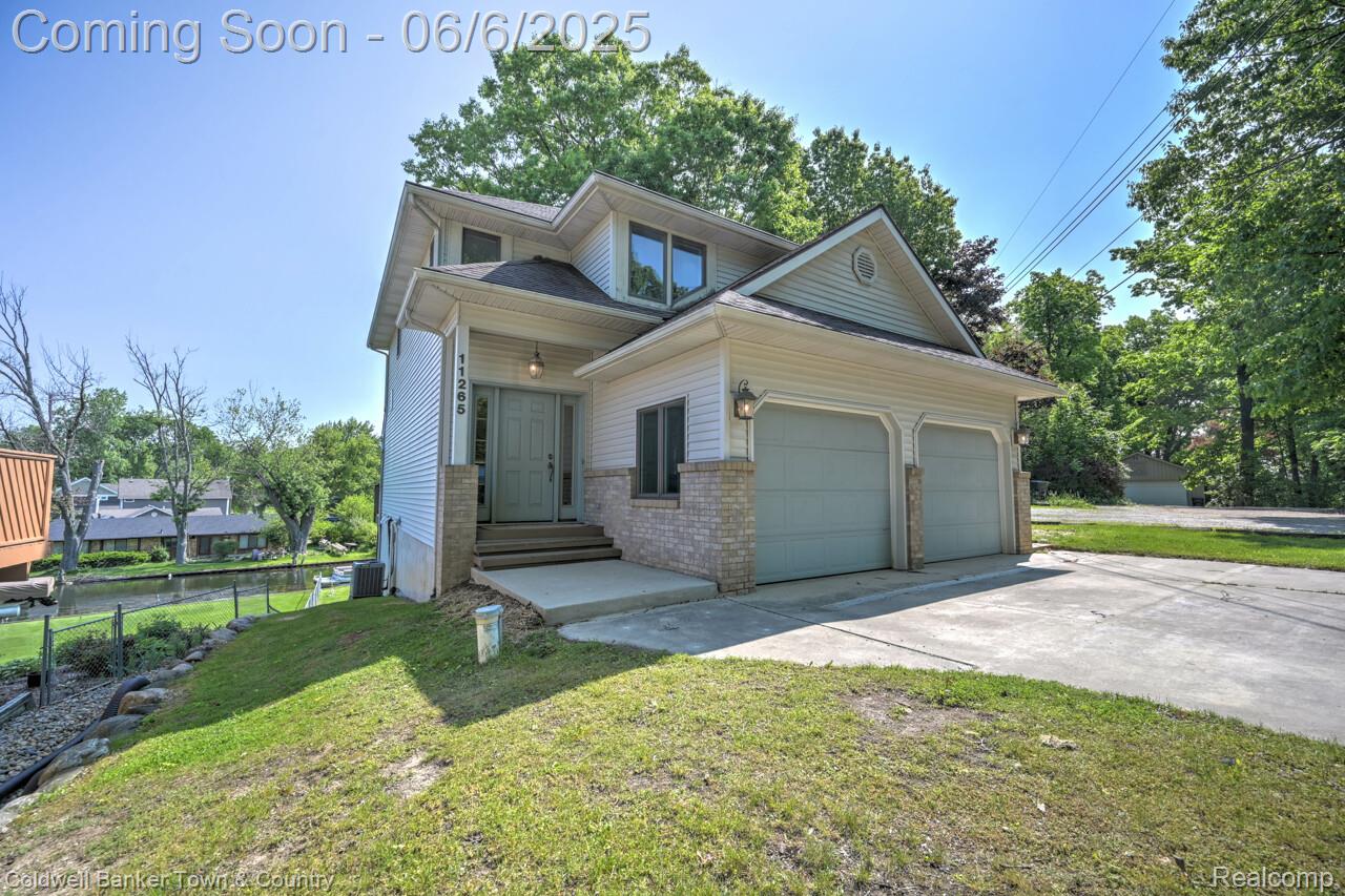11265 N Shore Drive
