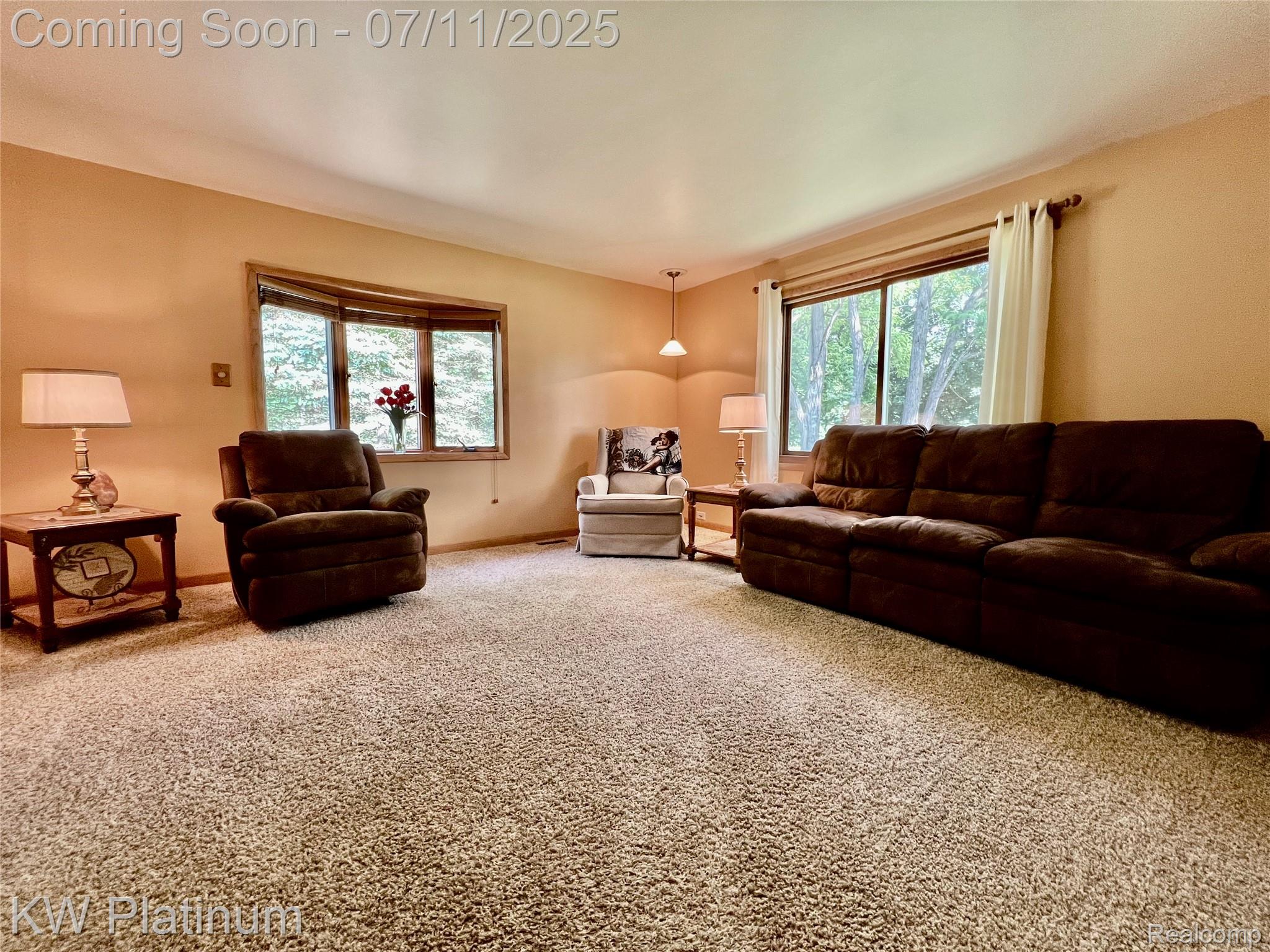 2243 Sunnyside Road