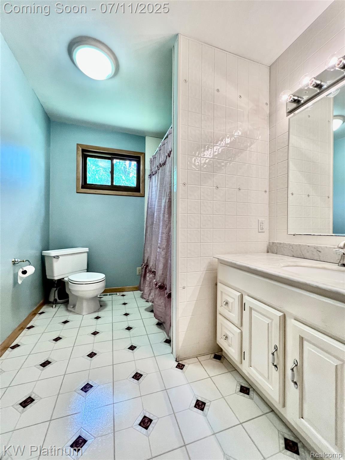 2243 Sunnyside Road