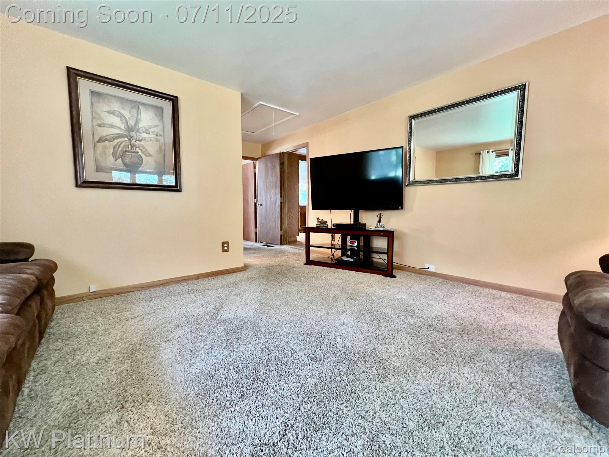 2243 Sunnyside Road