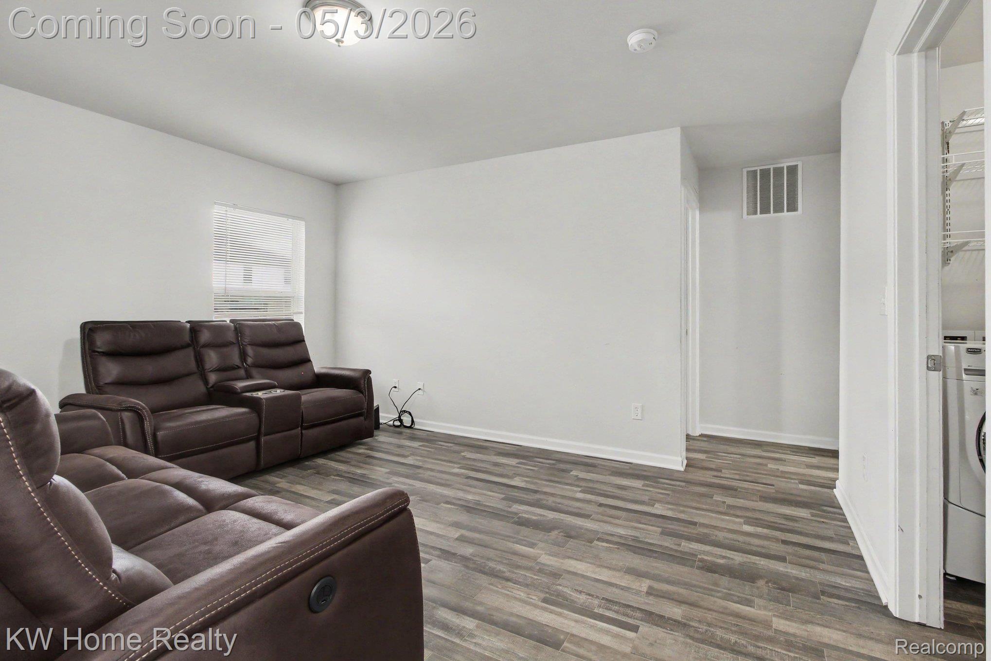 10732 Lakeview Drive