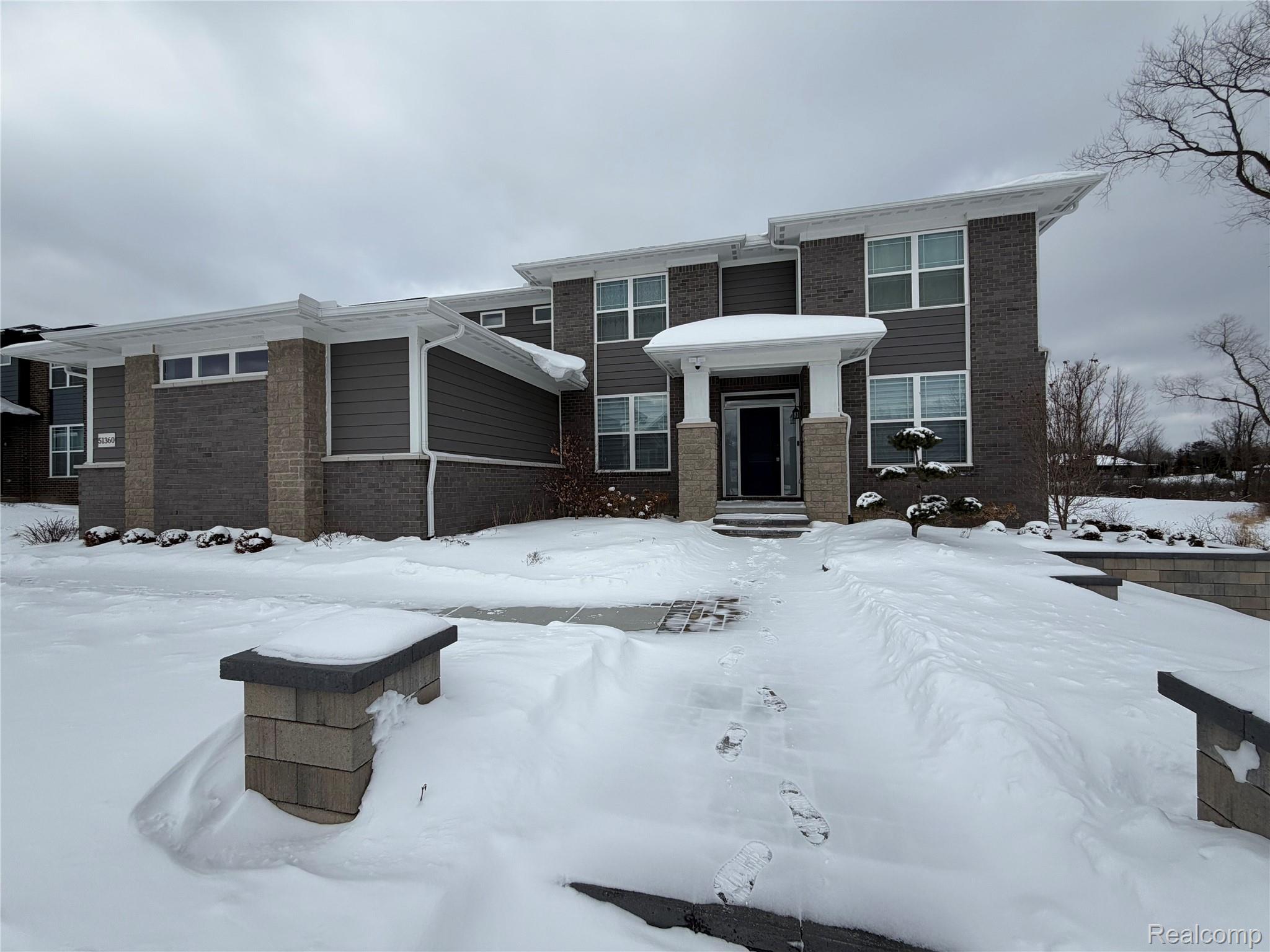 51360 Whispering Ridge Drive