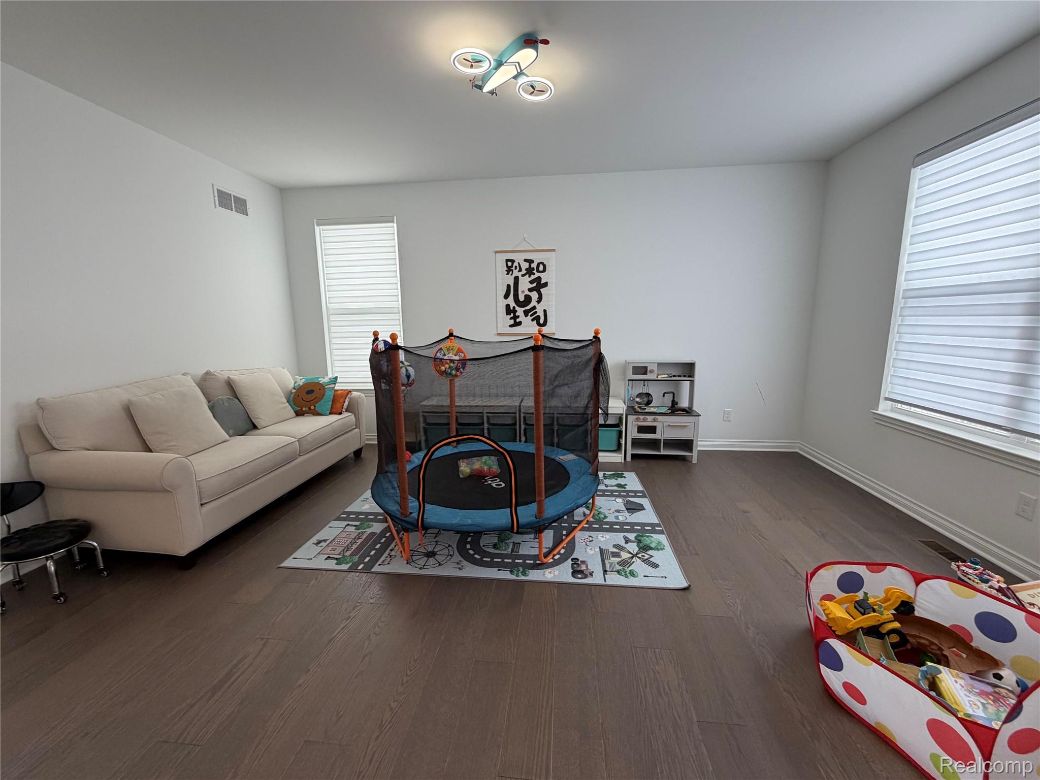 51360 Whispering Ridge Drive