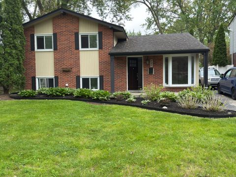 726 WOODLAWN Avenue Royal Oak City Oakland MI 48073